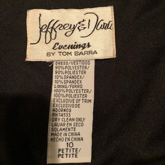 Jeffrey and Dara Black Velvet Evening Dress - Picture 7 of 7